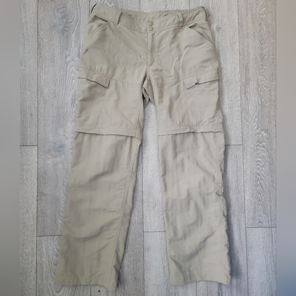 The North Face 2 In 1 Pants/Shorts